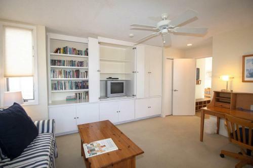 458 Tarpon - Five Bedroom House