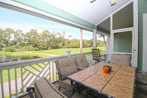 389 Wahoo Drive - Six Bedroom House