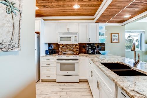 High Pointe Condos