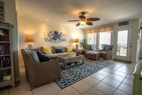 137 Captain John Fripp Villa
