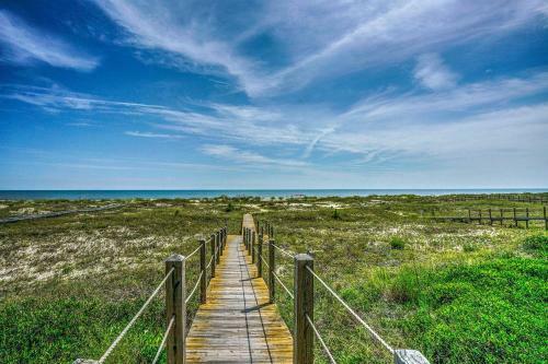 Cape San Blas Home With Private Boardwalk To Beach!
