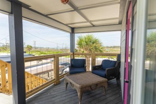 Sippin' By The Sea By Pristine Properties