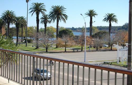 Mercedes Rambla Hotel