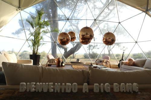 Posada Big Bang Nature Stays