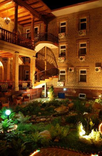 Hotel Grand Samarkand Superior - B