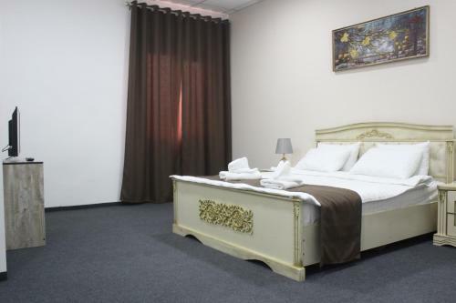 Triangle Hotel