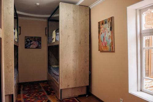 "old Radio" Hostel