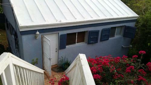 The Cottage At Villa Indigo