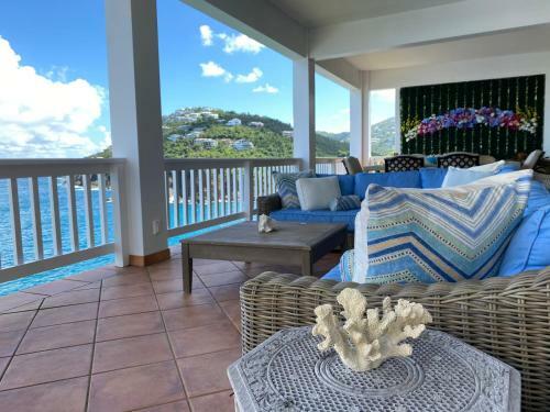 Hostal The Breeze-a Boutique Villa Experience