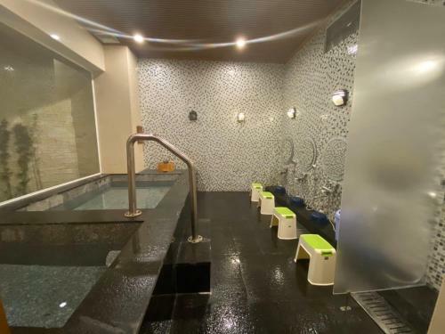 Ph?m V�n Sakura Hotel