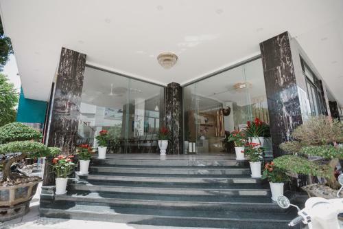Ban Me Central Hotel