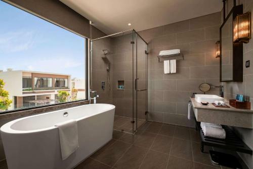 Hotel Wyndham Grand Kn Paradise Cam Ranh