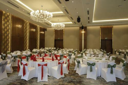 Hotel Wyndham Grand Kn Paradise Cam Ranh