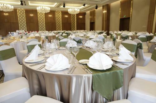 Hotel Wyndham Grand Kn Paradise Cam Ranh
