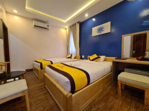 Ho�ng Gia Hotel C�n ??o