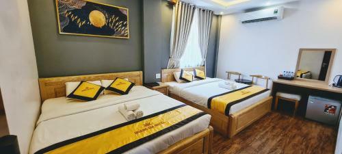 Ho�ng Gia Hotel C�n ??o