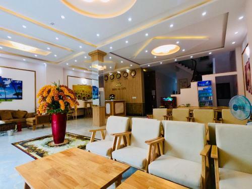 Ho�ng Gia Hotel C�n ??o