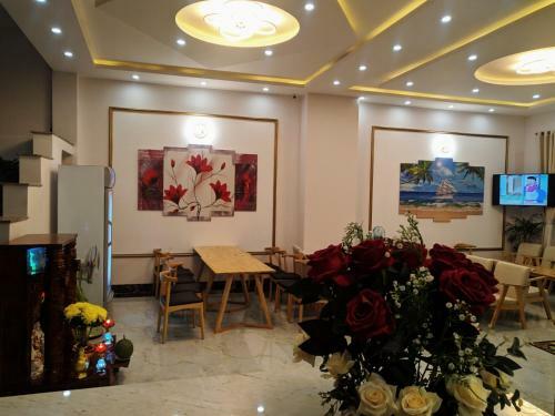 Ho�ng Gia Hotel C�n ??o