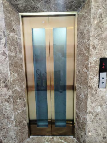 Ho�ng Gia Hotel C�n ??o