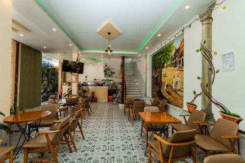 Hotel Kh�ch S?n V?n Xu�n 79