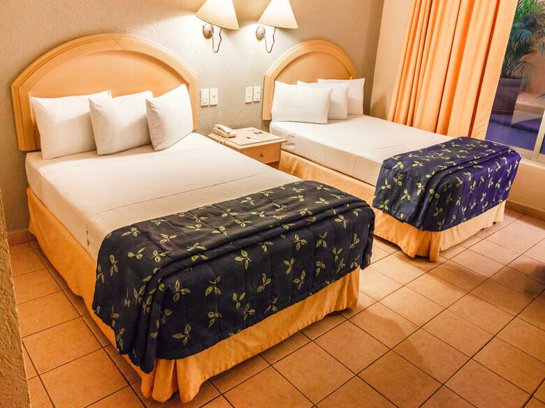 Hotel Plaza Inn Express