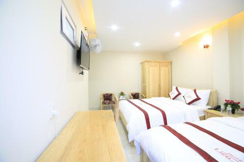 Hotel Kh�ch S?n Li�n S?n - ?� L?t