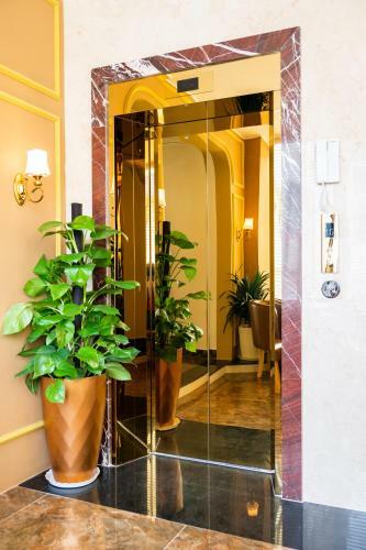 La Fleur Premium Central Apartment