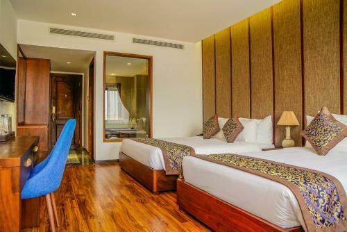 Dong Duong Hotel & Suites