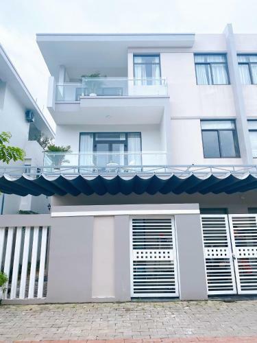 Da Phuoc Shore Villa