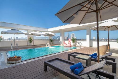 Lamanga Hotel & Suites