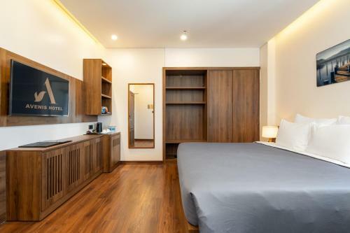 Avenis Hotel