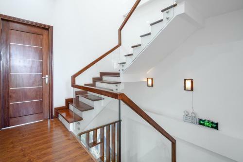 Villa T P Luxury House