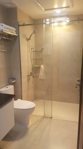 V Apartment & Hotel