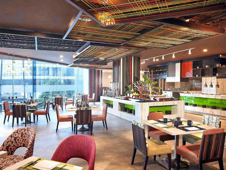 Hotel Novotel Hanoi Thai Ha