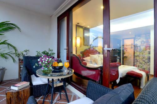 Redz Hotel
