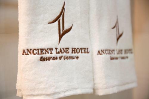 Ancient Lane Hotel