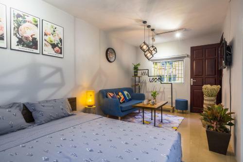 Hanoi Hola House