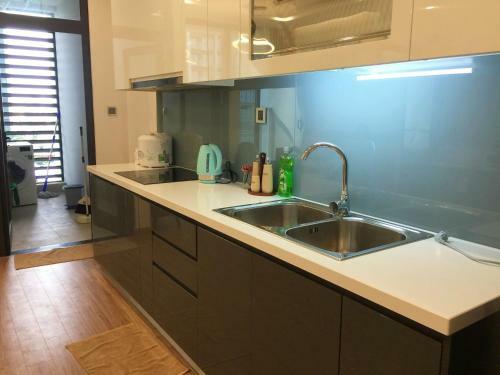 Bayhomes Metropolis Serviced Apartment