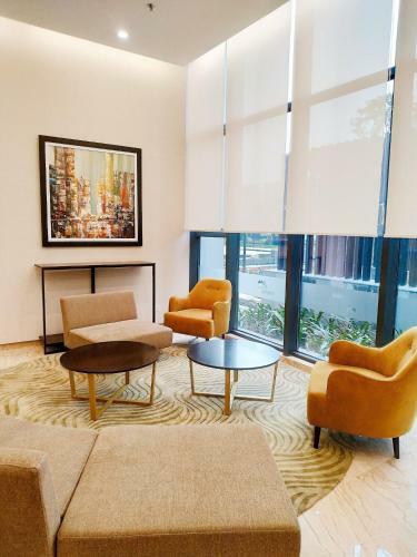 Bayhomes Metropolis Serviced Apartment