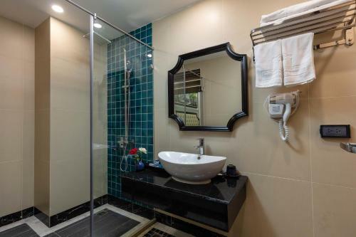 Babylon Premium Hotel & Spa
