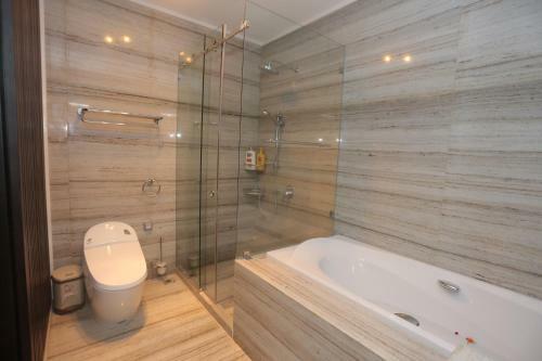 Hnc Premier Hotel & Residences