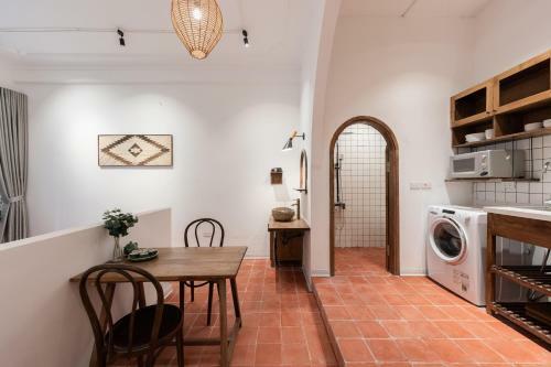 Hotel Nyna House-oldquarter/free Egg Coffee Class/washer
