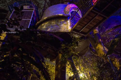 Hostal ?�o Anh Kh�nh Tree House Homestay