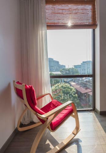 Hostal 6 Le Thanh Tong Building
