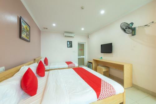 Oyo 417 Truong Son Hotel