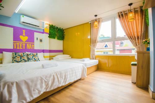Victoria Home Travel
