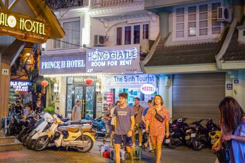 Hotel H?ng Gia Tu?