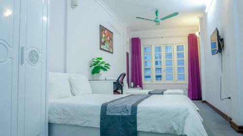 Hotel H?ng Gia Tu?