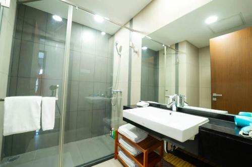 Bayhomes Lancaster Ha Noi Serviced Apartment