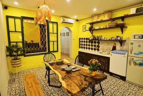 Hostal Leath Homestay - Managed By Hostesk